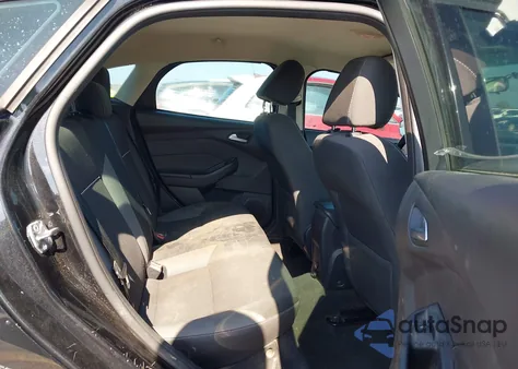 2014 Ford Focus Se from USA, damaged, VIN 1FADP3K21EL440351